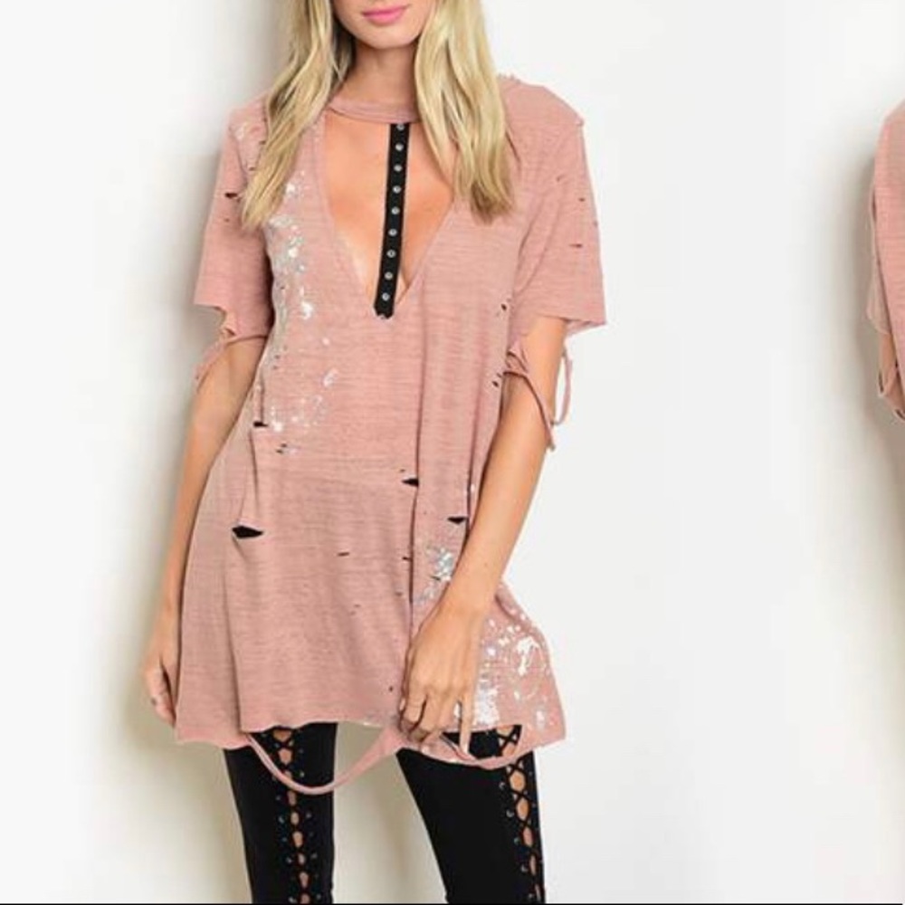 Emory Park Women’s Oversized Distressed T-Shirt